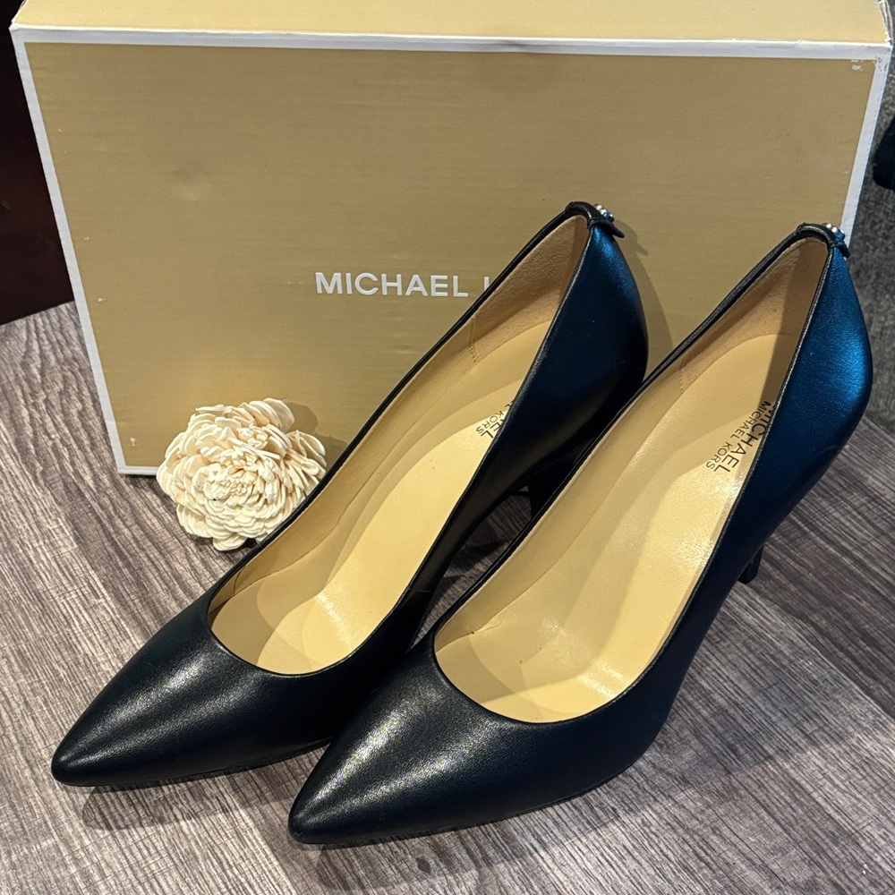 Michael Kors Classic Black Heels